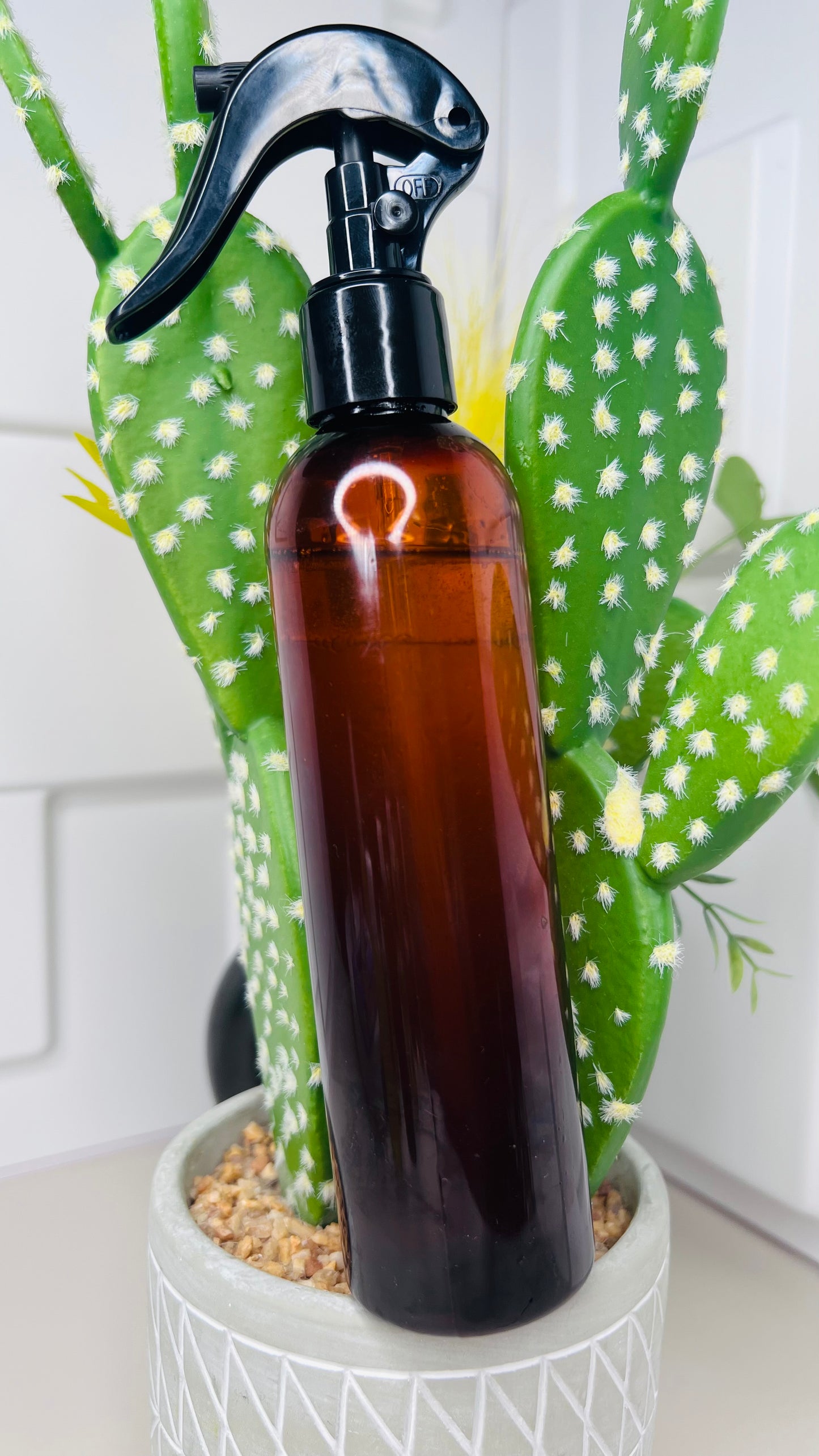 MercJBeautee Scalp Treatment Spray.