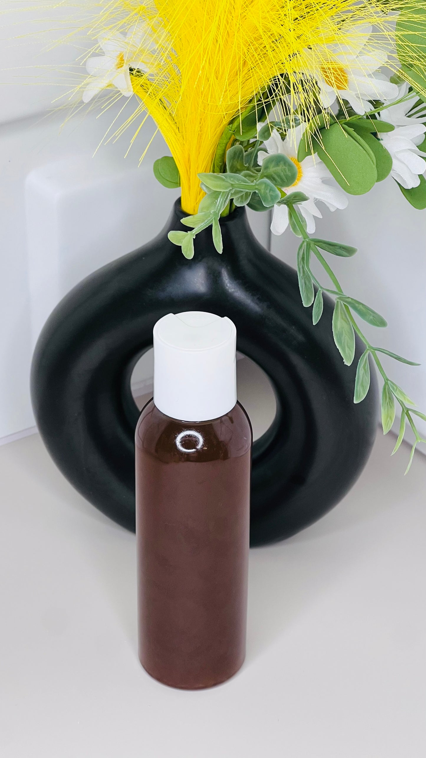 Fade dark spots and even your skin tone naturally.